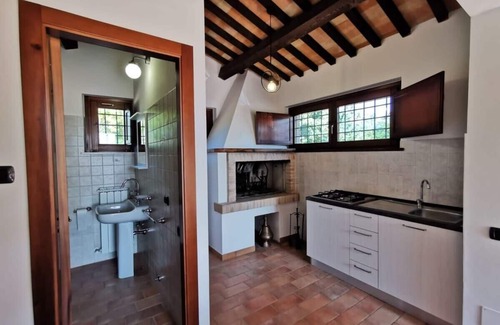 San Severino Marche Villa | Comfortable Swimming Pool Villa With Sunbathing Area