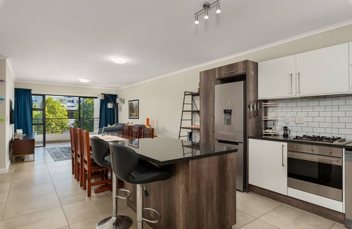 Century City Apartment | Comfort Living In Century City - Pool + Braai