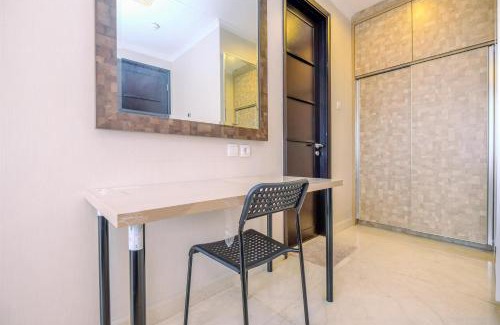 Karet Apartment | Comfort Stay 2BR with Private Lift at Masterpiece Apartment By Travelio