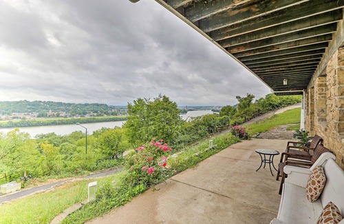 East Walnut HIlls House | Comfort Stay Near Cincy Hospitals