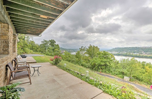 East Walnut HIlls House | Comfort Stay Near Cincy Hospitals