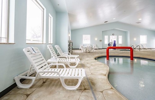 Ripon Hotel | Comfort Suites at Royal Ridges