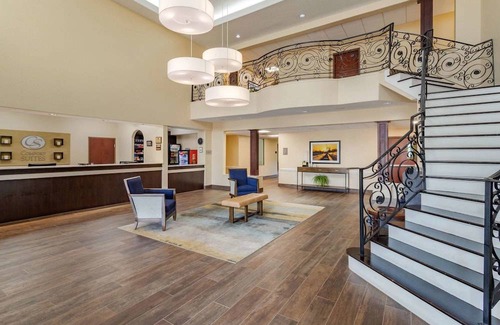 Baytown Hotel | Comfort Suites Baytown I - 10