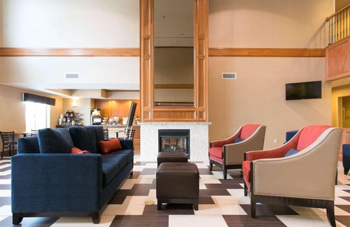 Benton Harbor Hotel | Comfort Suites Benton Harbor - St Joseph