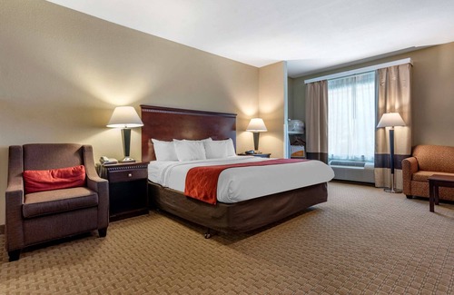 St. Martin Hotel | Comfort Suites Biloxi - Ocean Springs