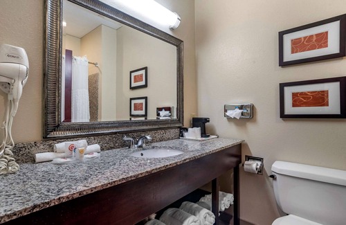St. Martin Hotel | Comfort Suites Biloxi - Ocean Springs