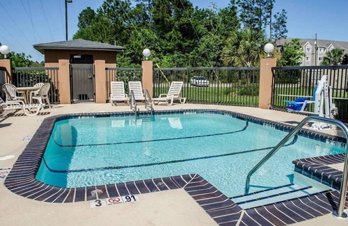 Saraland Hotel | Comfort Suites North Mobile