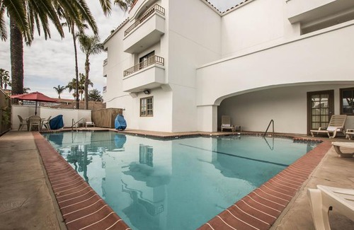 San Onofre Hotel | Comfort Suites San Clemente Beach