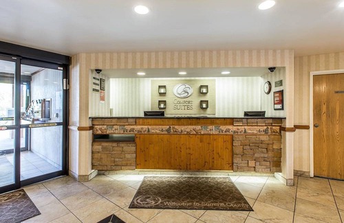 Dillon Hotel | Comfort Suites Summit County