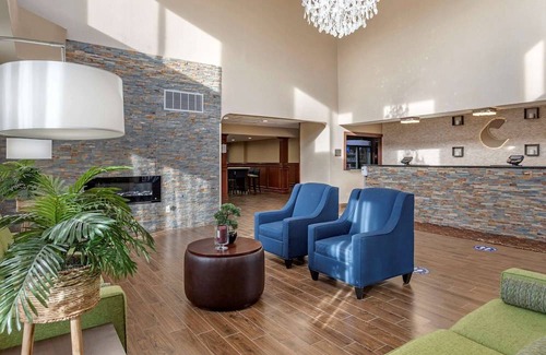 Auburn Hills Hotel | Comfort Suites Auburn Hills
