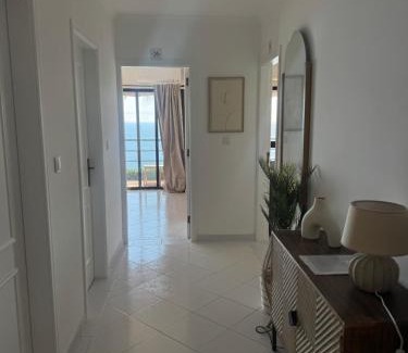 Santiago Apartment | Comfort Viewpoint Sesimbra - parking at center