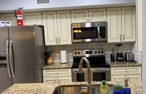 Doctors Inlet House | Comfort Zone Palace Inn