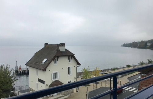 Publier Apartment | Comfortable 1-bedroom apartment near beach and lake with garage