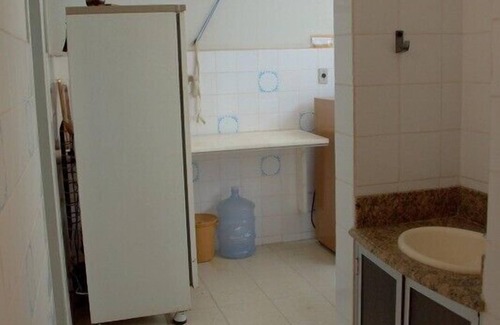 Guarapari Apartment | Comfortable 2-bedroom apartment one block from Morro Beach