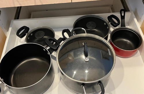 Lake Balboa Apartment | Comfortable 2bed/1bath unit near Universal Studio and Hollywood sleep 4