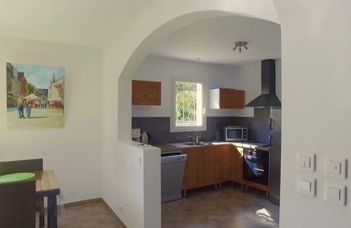Sampzon Villa | Comfortable 4-person air-conditioned villa, private pool, garden, near canoe river