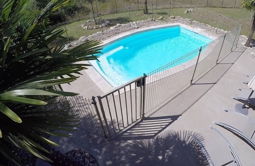 Sampzon Villa | Comfortable 4-person air-conditioned villa, private pool, garden, near canoe river