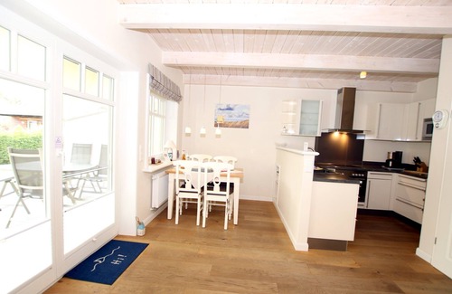 Wyk auf Foehr House | Comfortable 5-star vacation home with approx. 55 sqm living space on the first floor