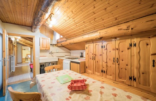 San Rocco Apartment | Comfortable accommodation suitable for groups of friends or large families