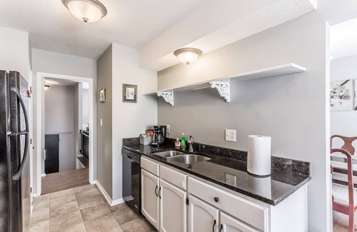 Lenexa House | Comfortable and elegant 3BDR duplex, unit # 2