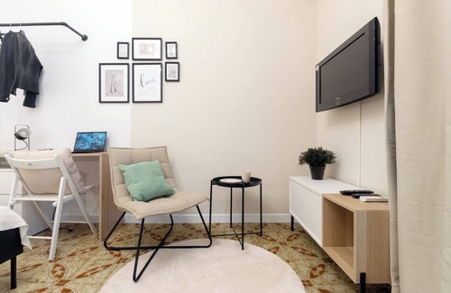 Turro Apartment | Comfortable and functional studio above the metro for long stay in Milan