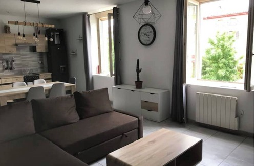 Pelussin Apartment | Comfortable apartment in the village center