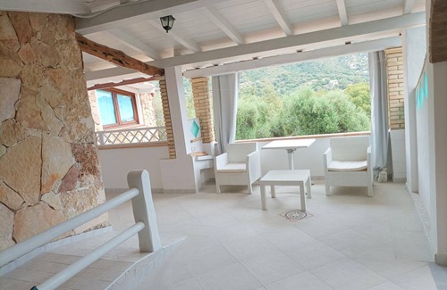 Solanas Apartment | Comfortable apartment with terrace overlooking the sea, near Villasimius