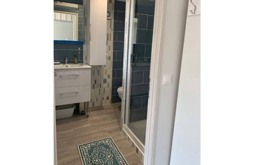 La Teste-de-Buch Ski Chalet | Comfortable chalet studio + mezzanine downtown, very quiet free parking