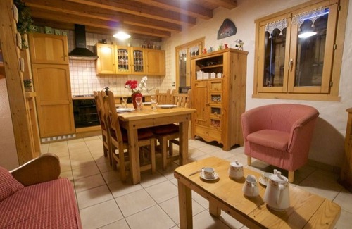 Les Gets Ski Chalet | Comfortable chalet with sauna, WiFi, and private parking