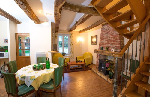 Miniac-Morvan Cottage | comfortable cottage, quiet, with sauna, gardens, near Saint-Malo and Rance