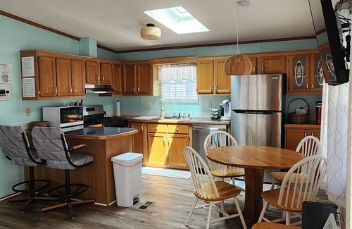 Assateague Pointe Cottage | Comfortable cottage in gated community, 5 mins to OC and Assateague