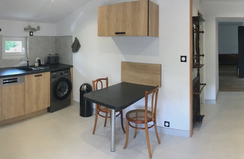 Warnecourt Apartment | Comfortable country apartment in 17th-century mill.