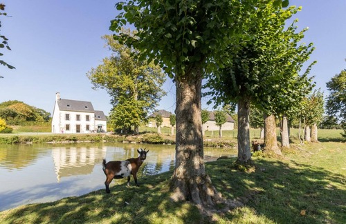 Muneville-sur-Mer Cottage | Comfortable family house near beaches, 4 bedrooms