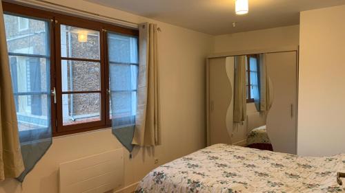 La Ferte-sous-Jouarre Apartment | Comfortable and cozy city-center apartment