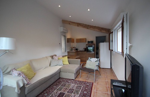 Gagnieres House | Comfortable gite in private nature setting/private pool /large garden