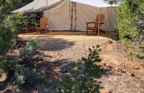 Monticello RV Rental | Comfortable Glamping Tent close to Canyonlands