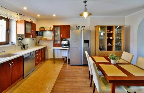 Kolobrzeg Villa | Comfortable holiday home with a garden, Kolobrzeg