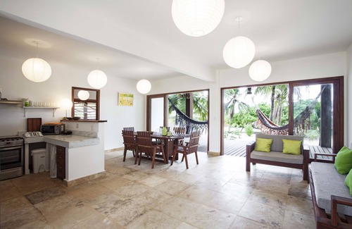 Icarai de Amontada House | Comfortable house, sea view, large garden, services, 50 m from the beach, kitesurfing.