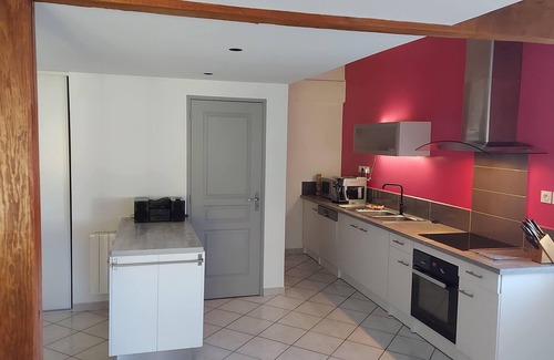 Verdelais House | Comfortable house with view on the vineyard slopes. Large living room of 50 m2