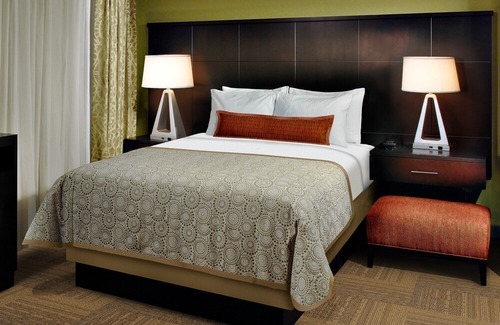 Wichita Falls Condo | Comfortable King Suite with Fitness Center Access | Great for Business Travelers!