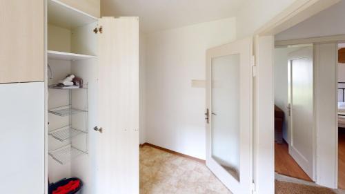 Seebach Apartment | Comfortable Living in a 3-Bedroom Space