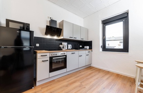 Dresden Apartment | "Comfortable Monteurwohnung in Dresden-Klotzsche: Your Home Away From Home!"