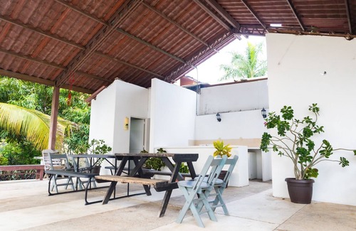 Crucecita Apartment | Comfortable first floor apartment, close to beaches and shopping centers.