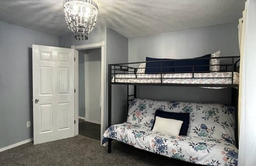 Terre Haute House | Comfortable, pet-friendly 2-bedroom in quiet cul-de-sac.