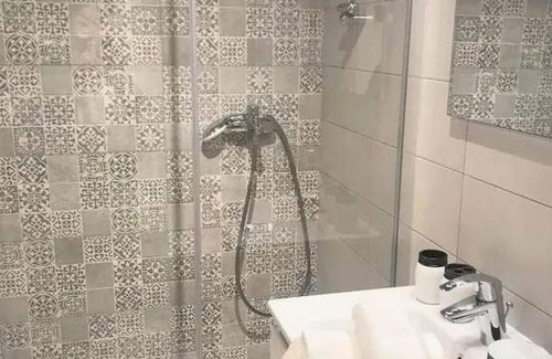 Nordend Apartment | Comfortable place with 1 doublebed and sofa