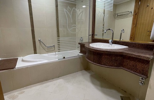 Al Haram House | Comfortable stay with amazing view of the great pyramids of Giza. with breakfast