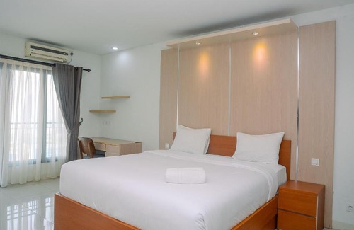 Senayan Apartment | Comfortable Studio Apartment at Tamansari Semanggi By Travelio