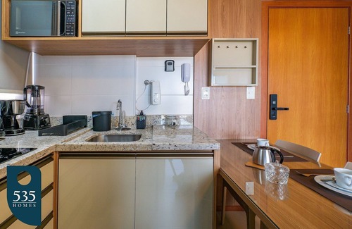 Caminho das Arvores Apartment | Comfortable Studio in Caminho das Árvores