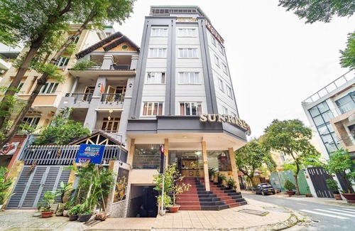Binh Chanh House | Comfortable Suite Experience at Sunrise Trung Son