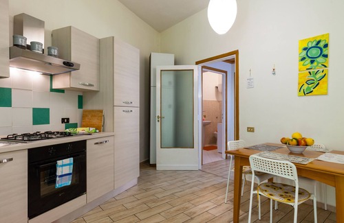 San Ferdinando Apartment | Comfortable three-room apartement in Santa Lucia